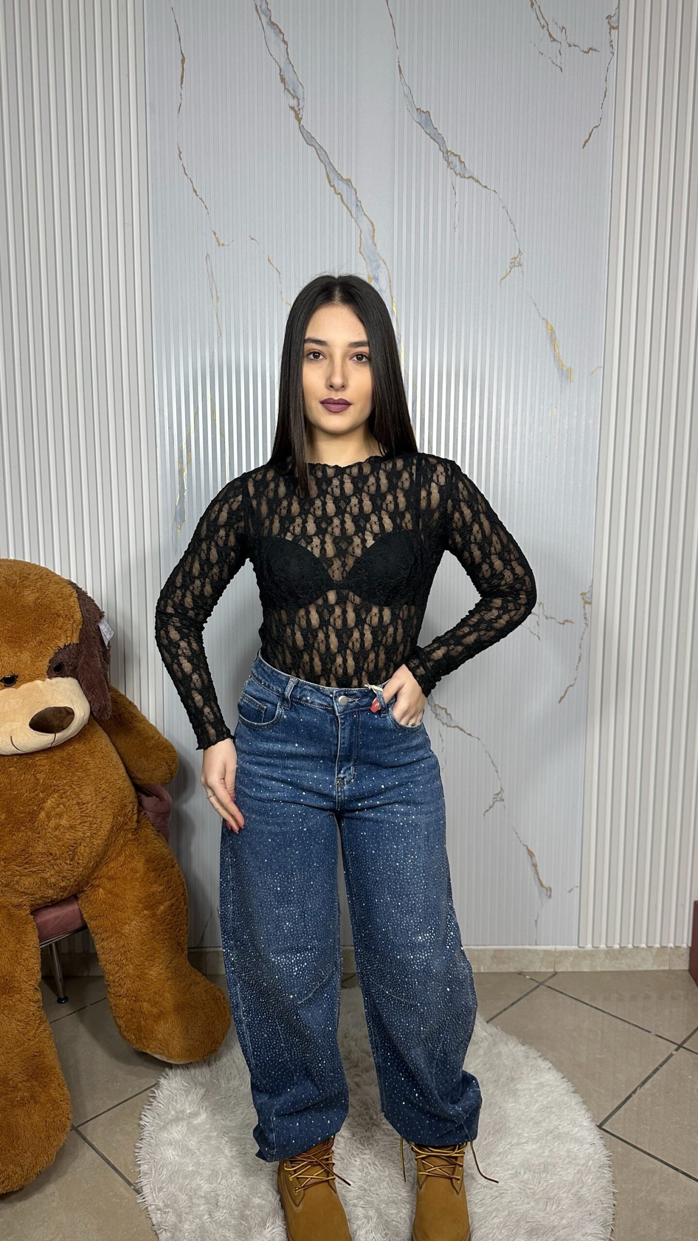 Body in pizzo nero